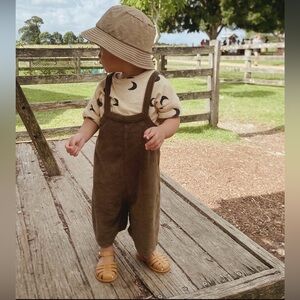 Organic Zoo Terry Cropped Dungarees- Olive- 3-4 YRS